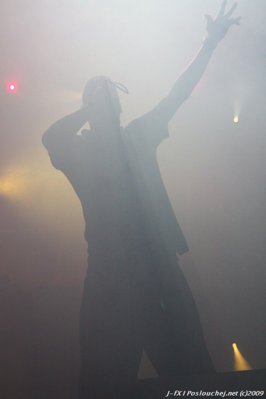 ice cube - 10.4.09